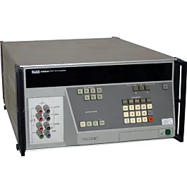 Fluke 5440A DC Voltage Calibrator