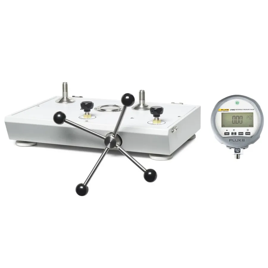 Fluke P5513-2700G-1 Pneumatic Calibrator