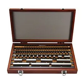 Mitutoyo 516-948-26 Rectangular Steel Gage Block Set