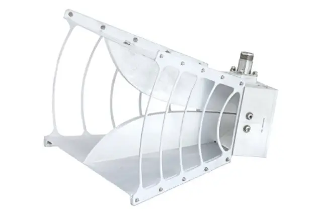 Pasternack PE9888-11 Broadband Waveguide Horn Antenna