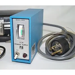 PCB 482A Piezoelectric Power Supply