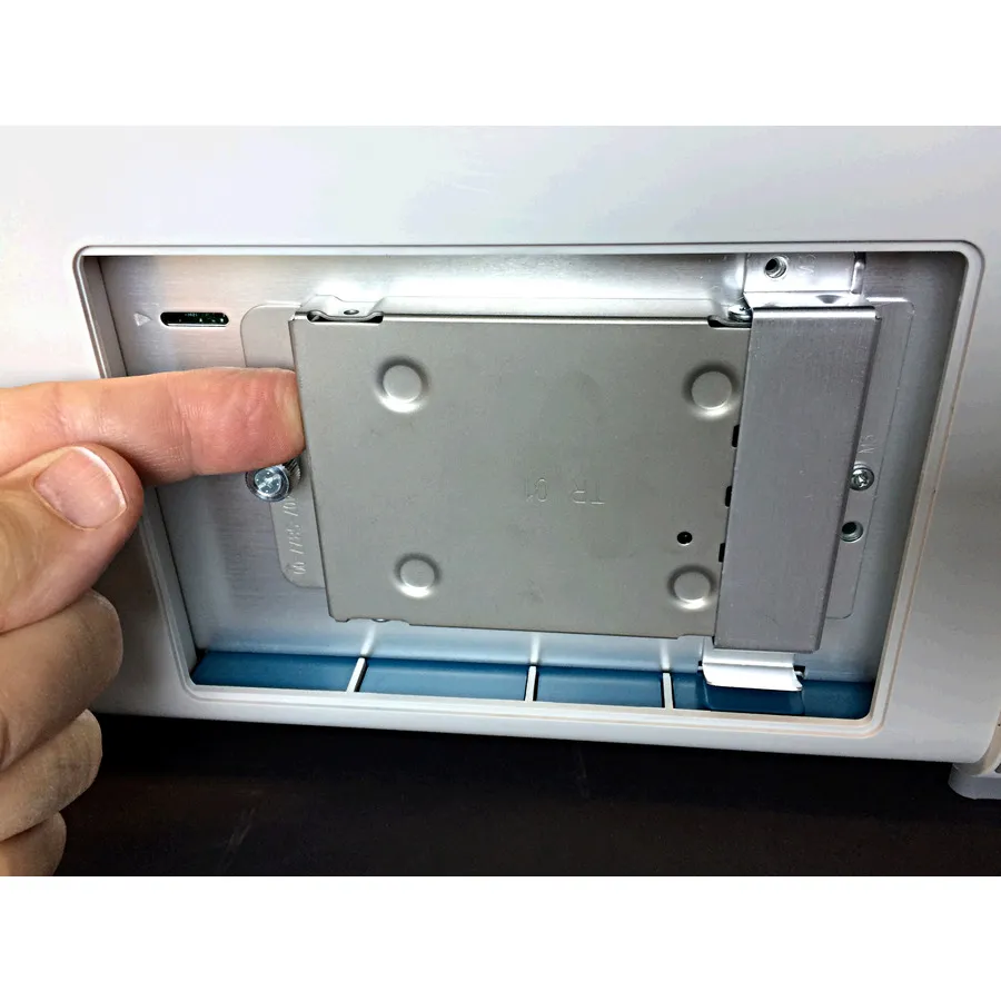 Tektronix SUP6B-LNX Expansion Removable SSD with Embedded OS